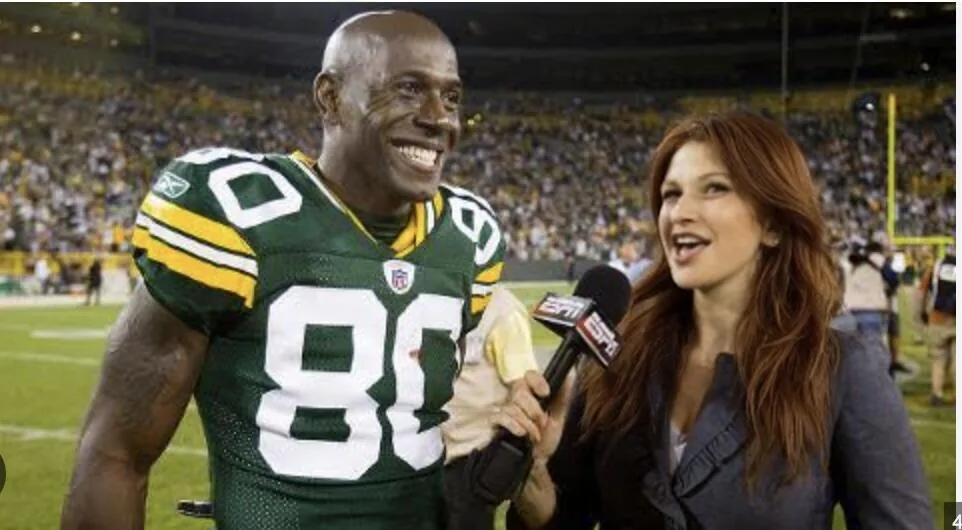 Rachel Nichols reporting from the sideline for Monday Night Football